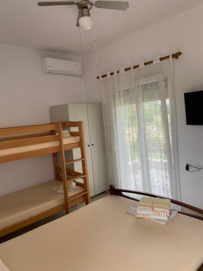 シキアNikolaidis Houseアパートメント エクステリア 写真